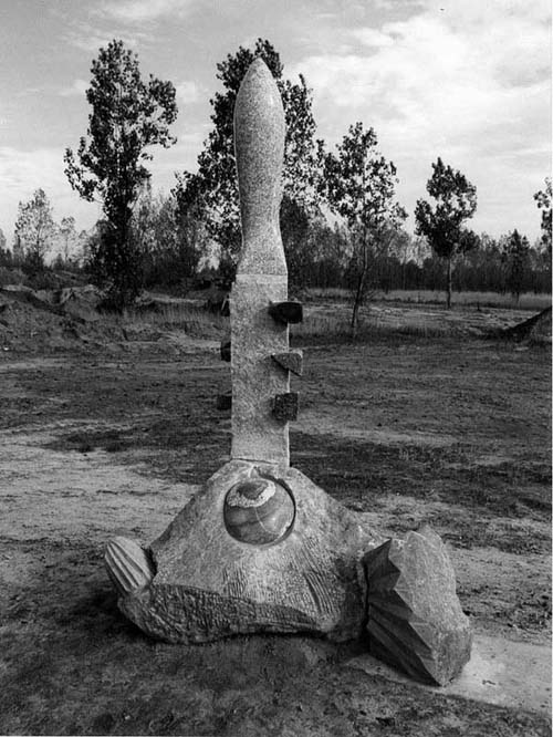 Steine_ohne_Grenzen /_Kaltenbach_Fohrer: Alfridas  Pajoudis - Litauen - Friedenstein - Grenzstein, versch. Granite, Gneise, Diabase, Quarzit