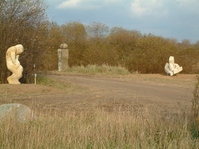 Steine_ohne_Grenzen /_Kaltenbach_Fohrer:  Hobrechtsfelde