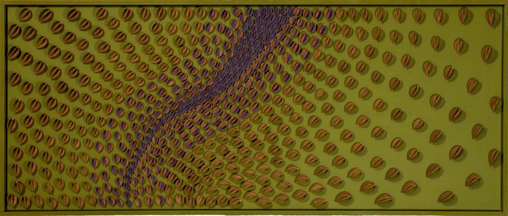 Betty Kahmann: Lavendelweg 50x120Acryl/Leinw./Kapseln des chin. Blauglockenbaumes