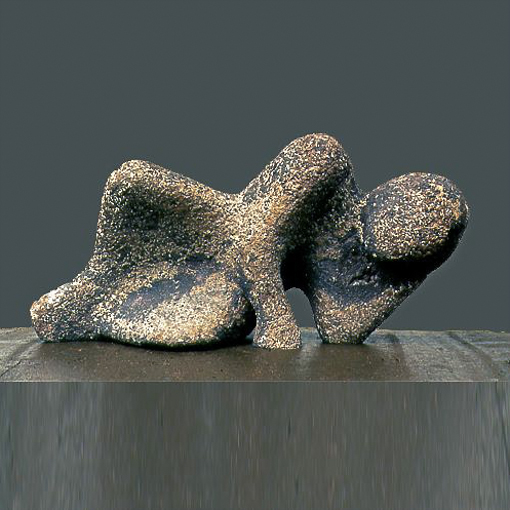 Harald_J Braun: Koerper AgglomerAgglomere Skulpturen, Kartoffel ~ Bronze ,  Die zu Beginn aus rohen Kartoffeln geschnitzten Figuren,  werden nach dem Prinzip der verlorenen Form  in Bronze transformiert. 