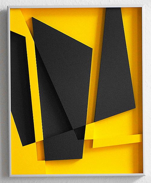 Axel Heibel: Wandobjekt  35/10/14/Kdreidimensionales Objekt aus gelbem und schwarzem Karton unter Glas;  50,5 x 40,5 x 3,5 cm;  2014