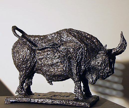 Walter Muertz: The bull, according to P. PicassoThis is an iron sculpture which has been built up from individual iron elements. The elements were welded individually and partially fused (slag residues are deliberate but also unavoidable).