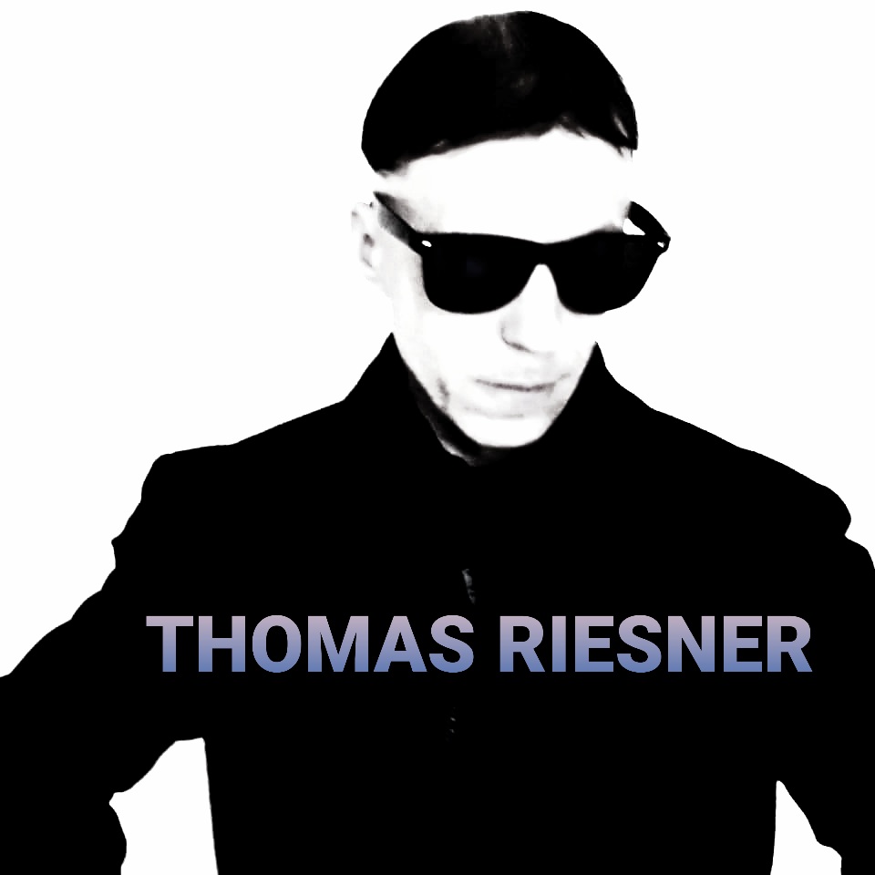 Thomas Riesner: T,R
